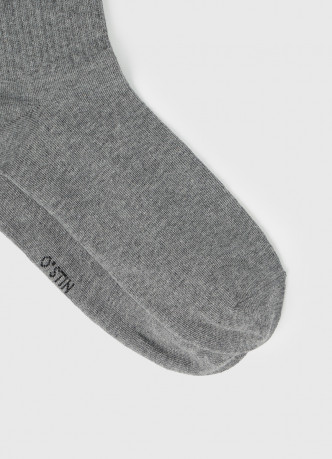 Высокие носки в рубчик