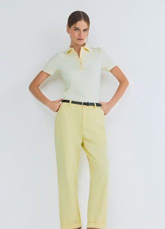 Чиносы с ремнём