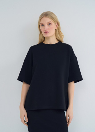 Футболка оверсайз с разрезами
