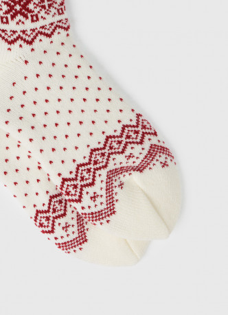 Носки с новогодним узором