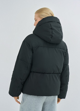 Утеплённая куртка с капюшоном