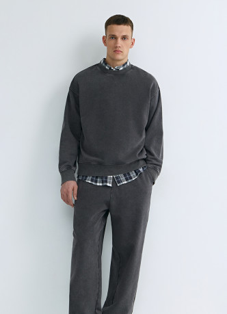 Трикотажные джоггеры с эффектом стирки