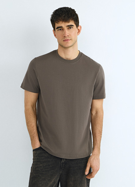 Базовая футболка Коричневый 999₽