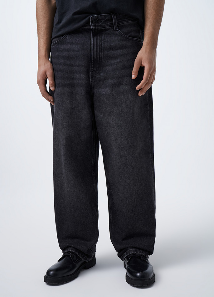 Свободные джинсы Baggy