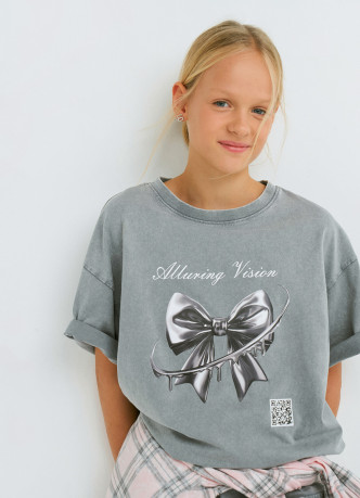 Футболка с AR-принтом для девочек