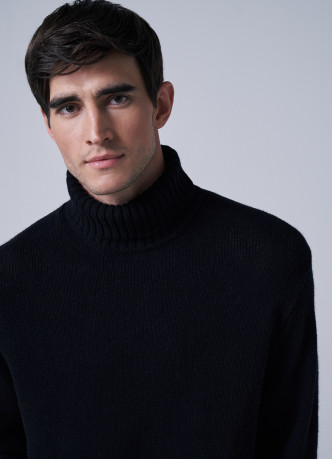 Базовый свитер с добавлением шерсти