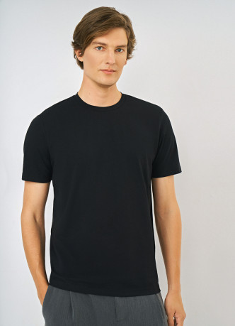 Базовая футболка