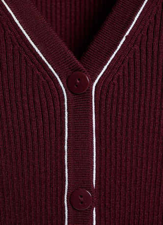 Кардиган с V-вырезом