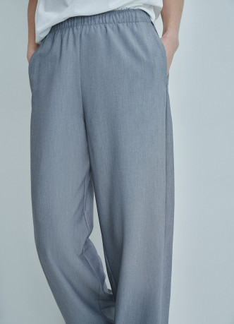 Прямые брюки с поясом на резинке