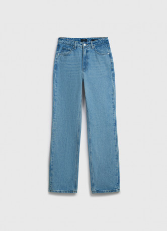 Прямые джинсы с высокой посадкой