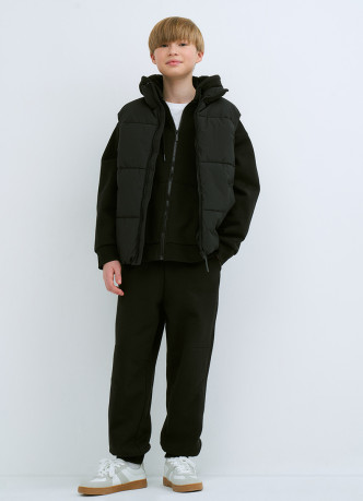 Утеплённый жилет для мальчиков