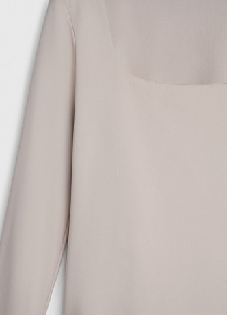 Лонгслив с квадратным вырезом