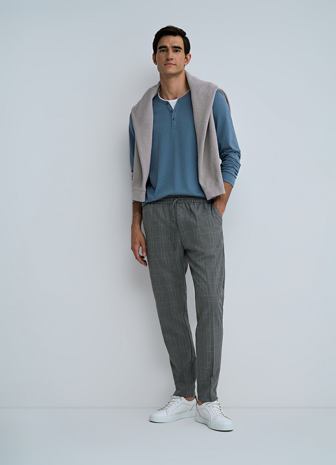 Брюки в клетку