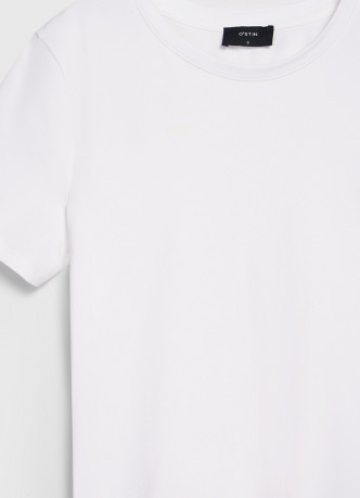 Базовая футболка из хлопка