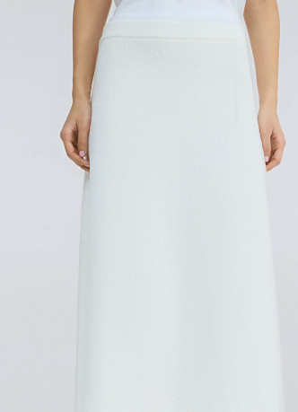 Вязаная юбка миди А-силуэта