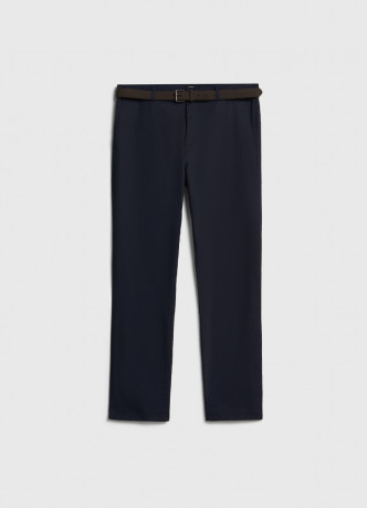 Чиносы с ремнём