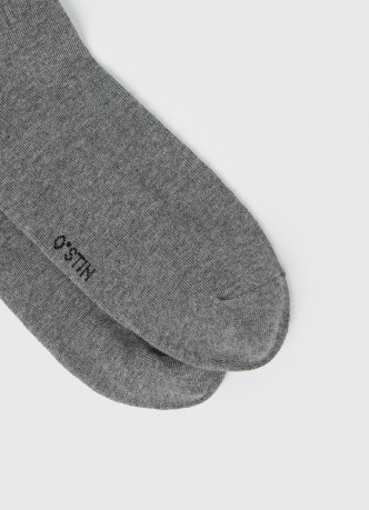 Высокие носки в рубчик