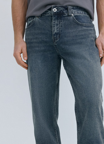 Зауженные джинсы Slim