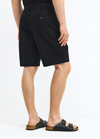 Шорты-бермуды изо льна