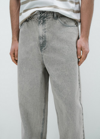 Джинсы Baggy