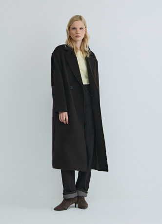 Длинное двубортное пальто из шерсти