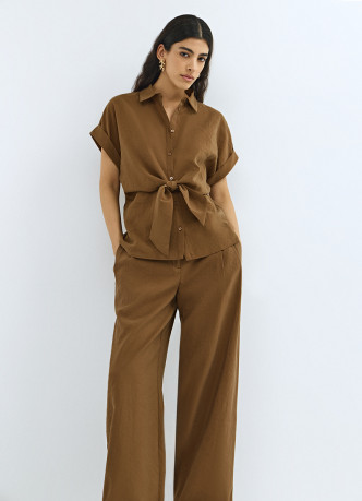 Рубашка с завязками на талии