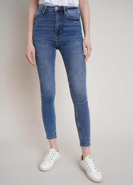 Суперузкие джинсы с высокой посадкой