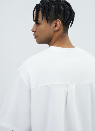 Объёмная футболка с принтом