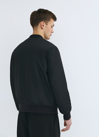 Утеплённый бомбер