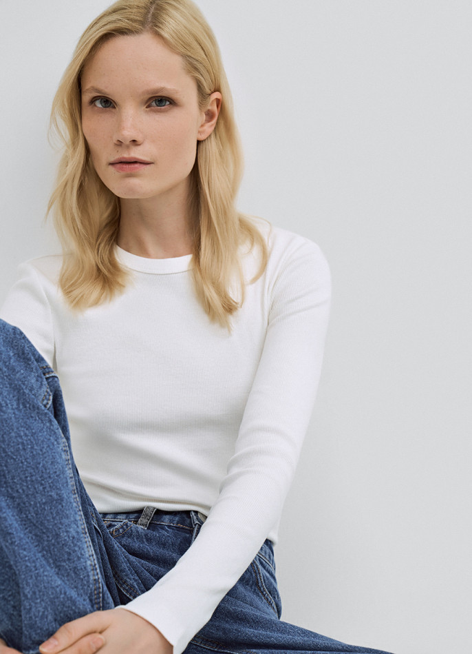 Лонгслив в рубчик