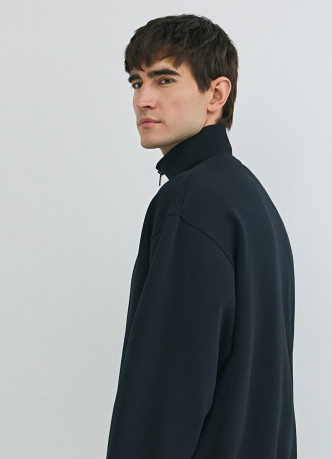 Куртка с воротником-стойкой