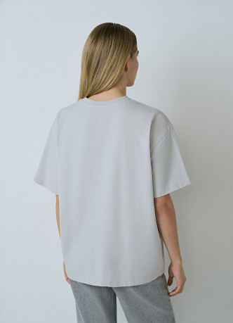 Футболка со стразами