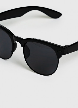 Солнцезащитные очки для мальчиков