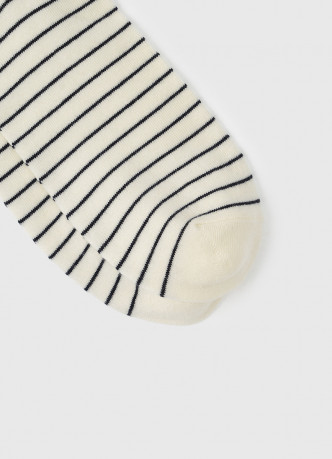 Высокие носки в полоску с надписью