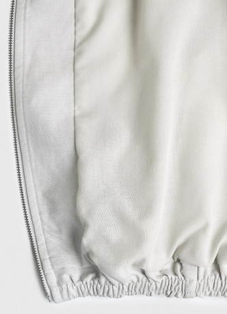 Льняной бомбер на молнии