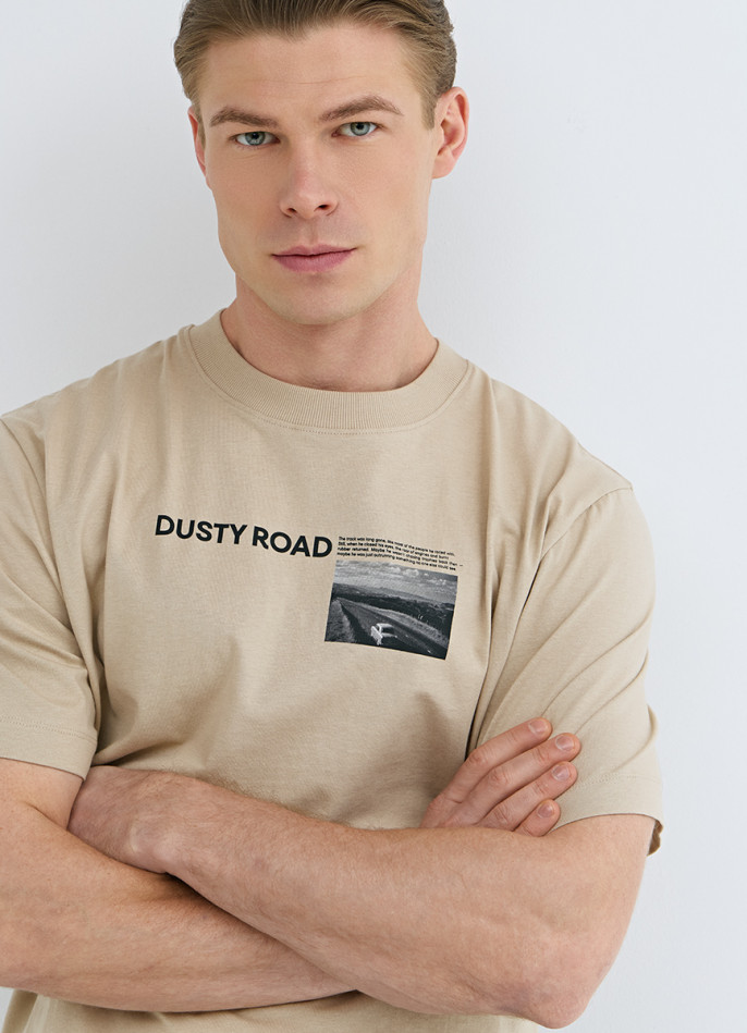 Футболка с принтом