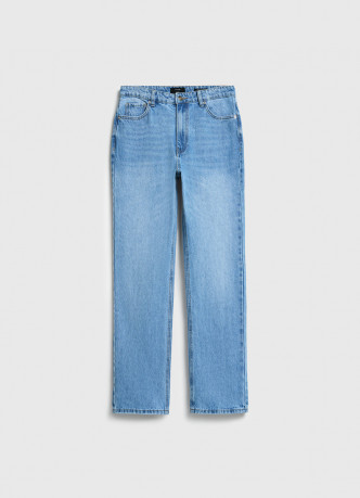 Прямые джинсы со средней посадкой