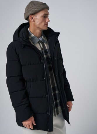 Утеплённая базовая куртка с капюшоном