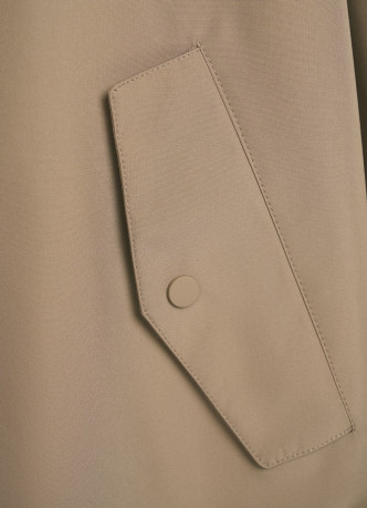 Легкая куртка