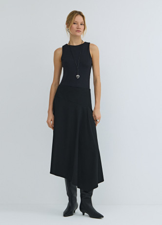 Асимметричная юбка миди