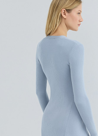 Вязаное платье мини