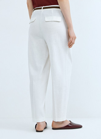 Зауженные брюки с поясом