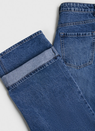 Широкие джинсы с высокой посадкой