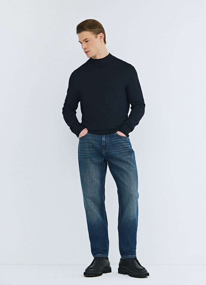 Зауженные джинсы Tapered