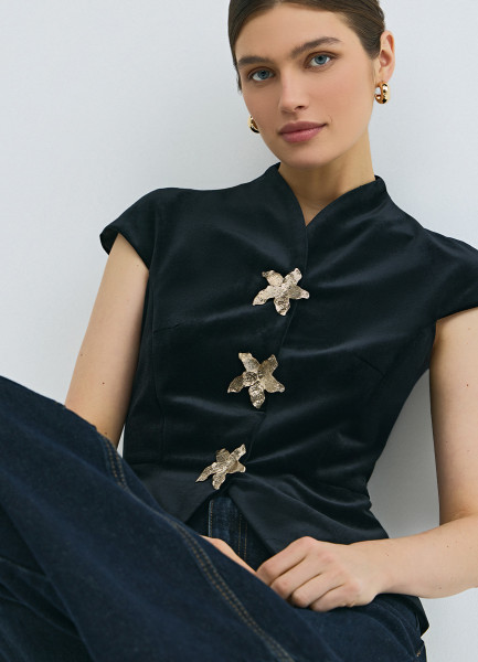 

Бархатный жилет, Черный