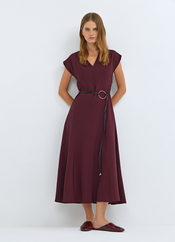 Платье миди с ремнем