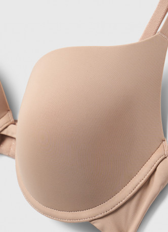 Бюстгальтер с формованными чашками
