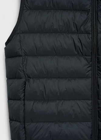 Ультралёгкий жилет с воротником-стойкой