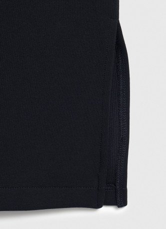 Футболка оверсайз с разрезами