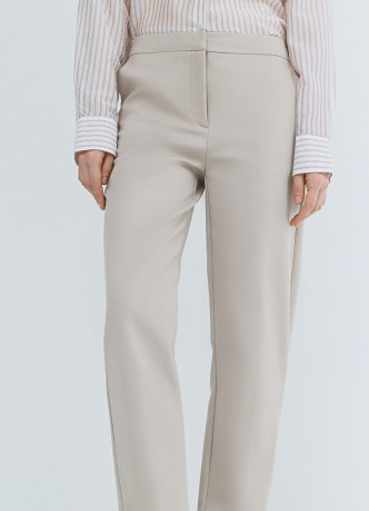 Зауженные прямые брюки